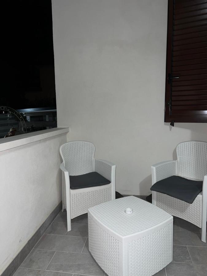 A Due Passi Da Hotel Formia Buitenkant foto