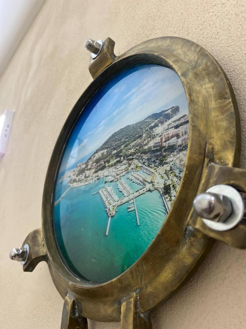 A Due Passi Da Hotel Formia Buitenkant foto